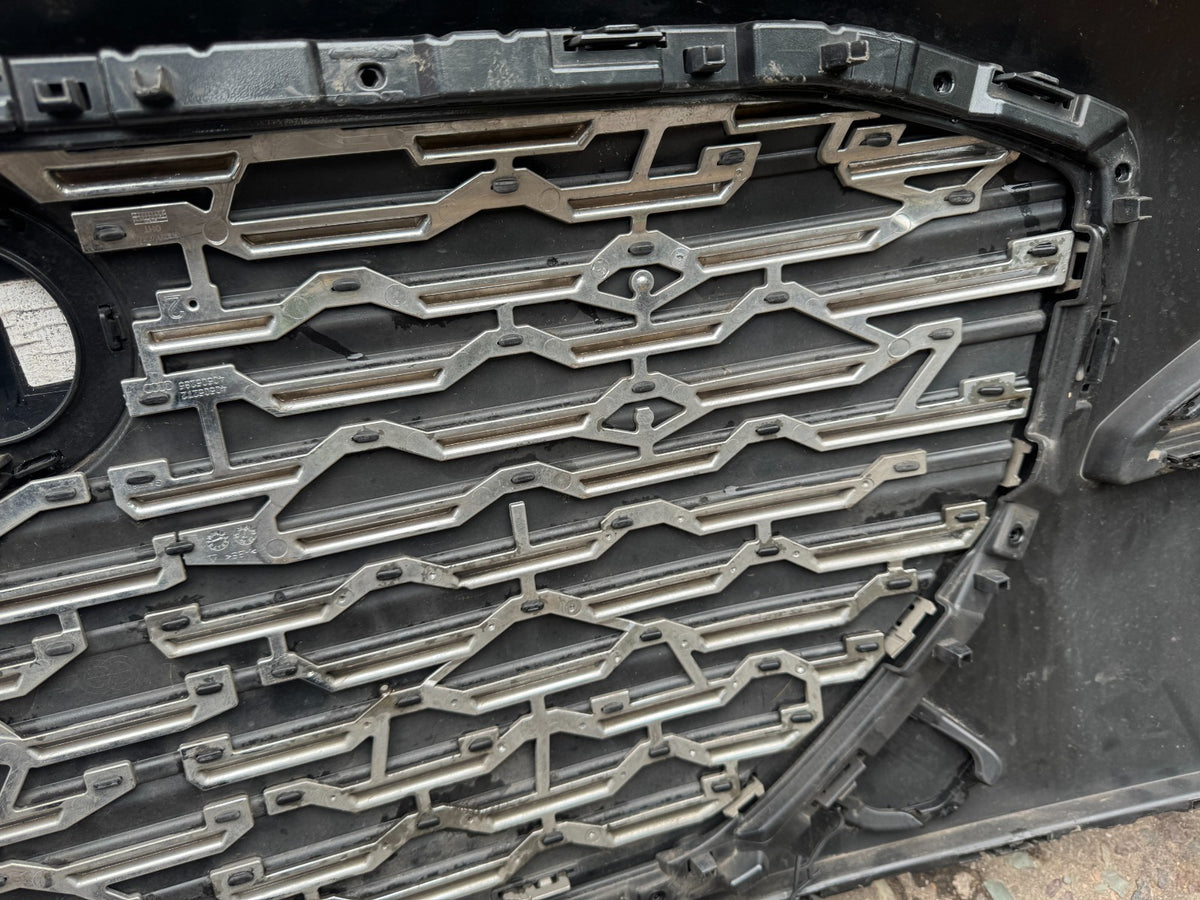 2024 Grill Depan Audi Q4 E Tron S Line 2021 KE ATAS 89A853651B Original