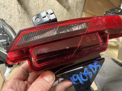 GENUINE RANGE ROVER SPORT L461 2022-ON RH REAR BUMPER FOG LIGHT N9X2-15K272-AD