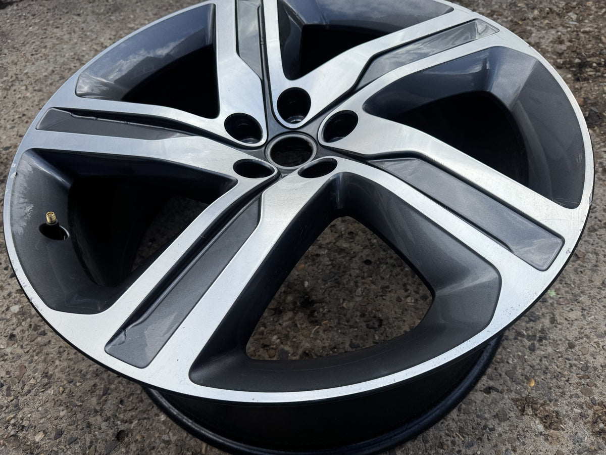 GENUINE RANGE ROVER 22 ALLOY WHEEL 9.5J 5X120 DIAMOND CUT 1Y42-1007-AA REFURB