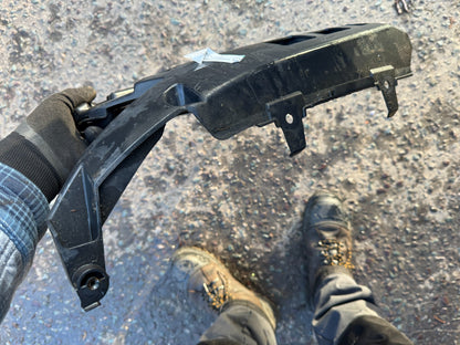 BMW 3 SERIES 2018-2023 G21,G81 BRACKET DALAM BUMPER BELAKANG RH (KANAN) 7427996