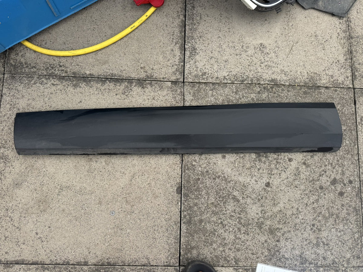 GENUINE NISSAN QASHQAI J12 2021-ON FRONT LEFT LOWER DOOR MOULDING 80871-6UA0A