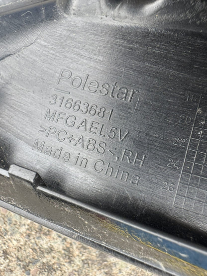 POLESTAR 2 2020-ON FRONT RIGHT BUMPER FOG LIGHT TRIM 31663681 CRACKED REPAIR