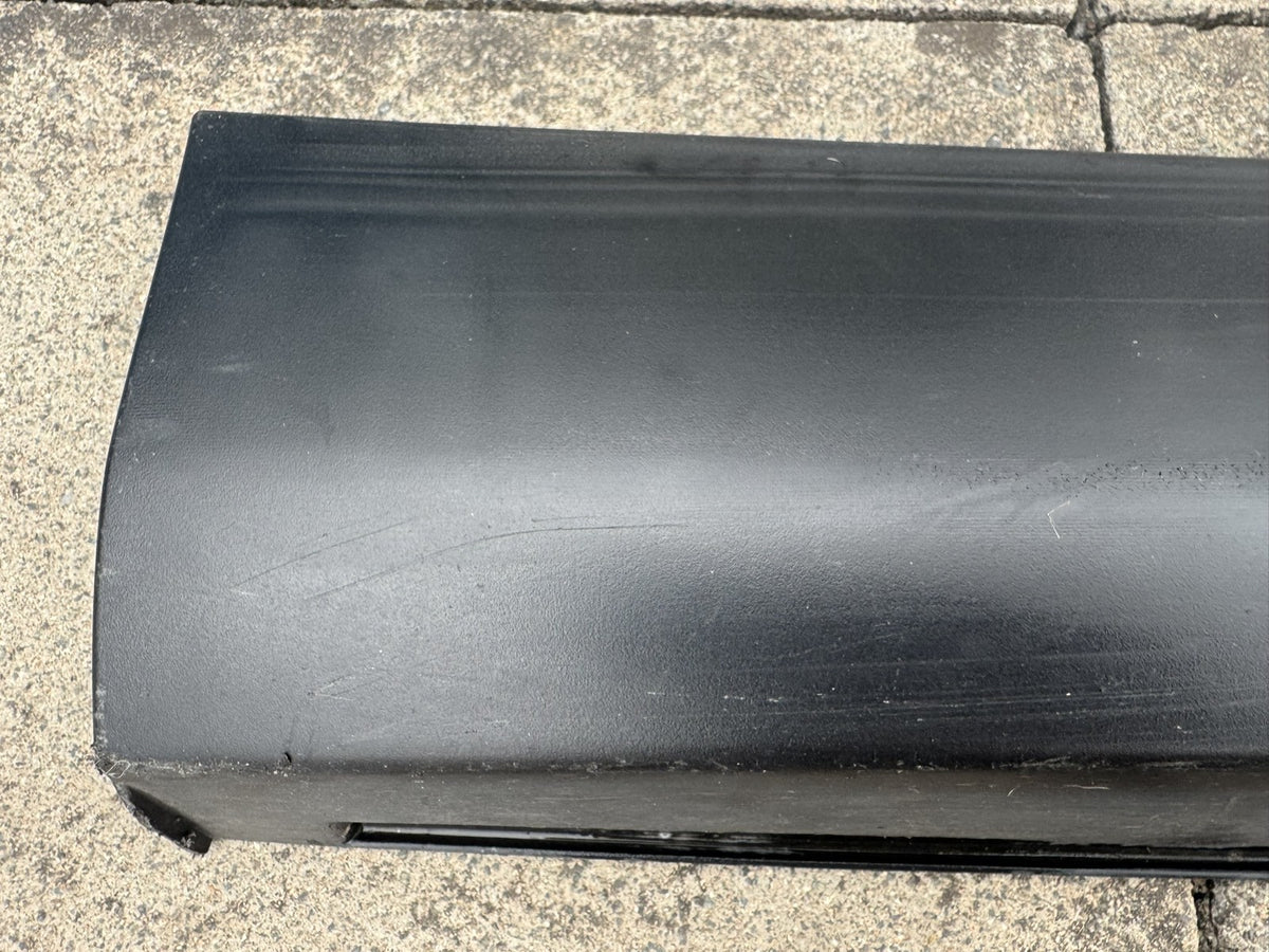 GENUINE MAZDA CX-60 2022-ON FRONT RIGHT DOOR GARNISH MOULDING KAAA-51RC1 Black