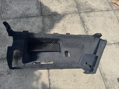 M8E2-45430-C RANGE ROVER L460 수납함 트림 M8E245430C