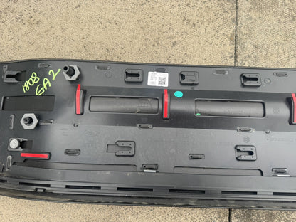 GENUINE LAND ROVER DEFENDER 110 REAR LEFT DOOR MOULDING L8B2-274A49-C 2020-ON