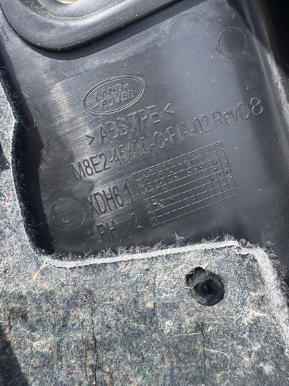 M8E2-45430-C RANGE ROVER L460 수납함 트림 M8E245430C