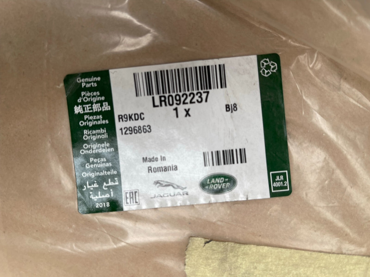 New Genuine 2018-2020 Land Rover Range Rover Velar seat cover lr092237