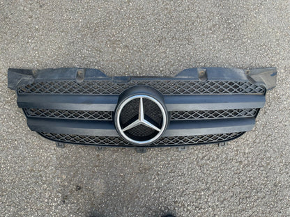 MERCEDES SPRINTER Front Centre Grille 2014 W906 A9068800385