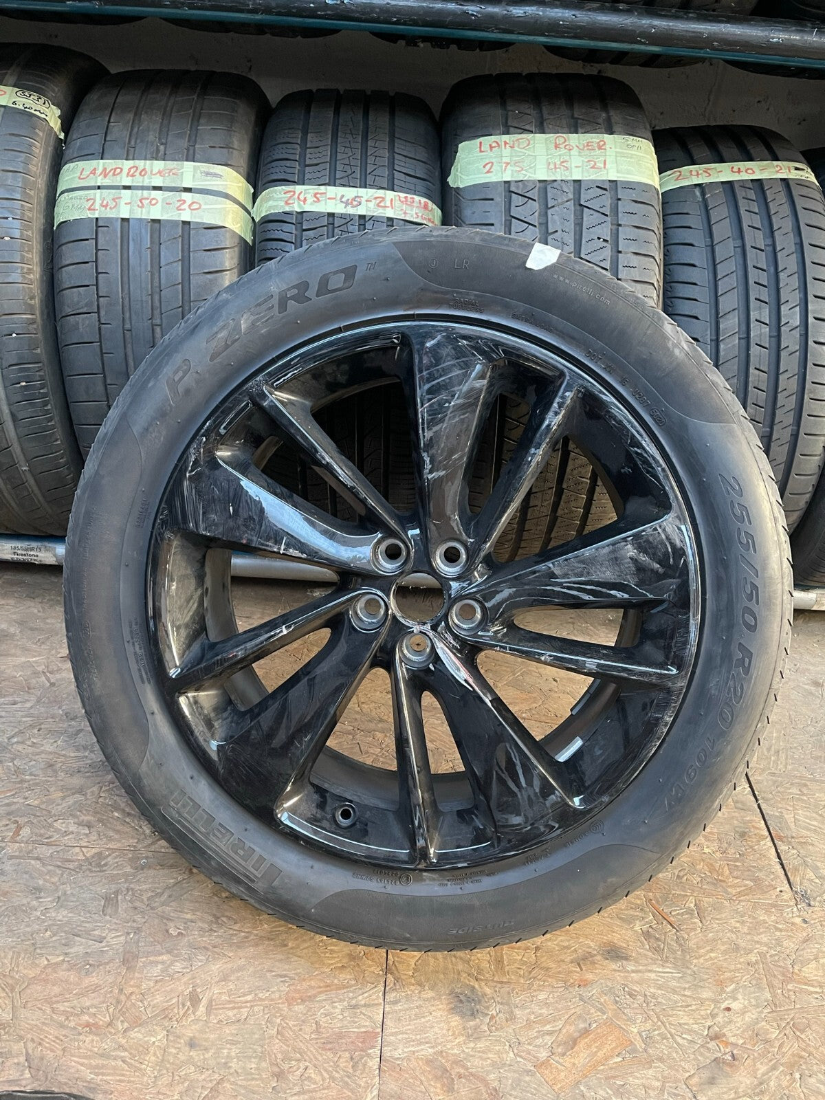 255 50 20 PIRELLI P ZERO EXTRA LOAD JLR APPROVED 4.5 MM TREAD FROM LATE 2020