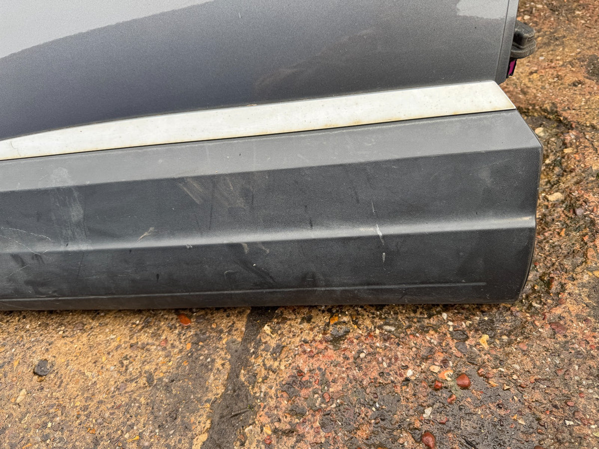 VW TIGUAN 5N 2008-16 RIGHT REAR DOOR