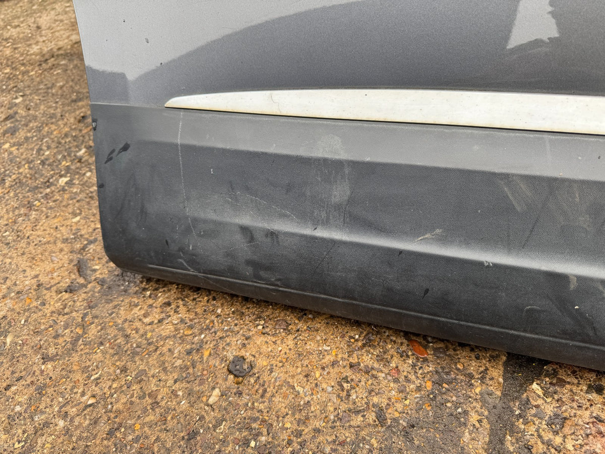 VW TIGUAN 5N 2008-16 RIGHT REAR DOOR