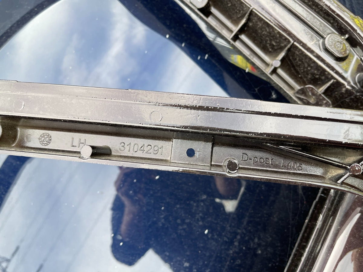 Land Range Rover Vogue L405 Genuine Left LH Side Bare Door Panel 3104291 3104261