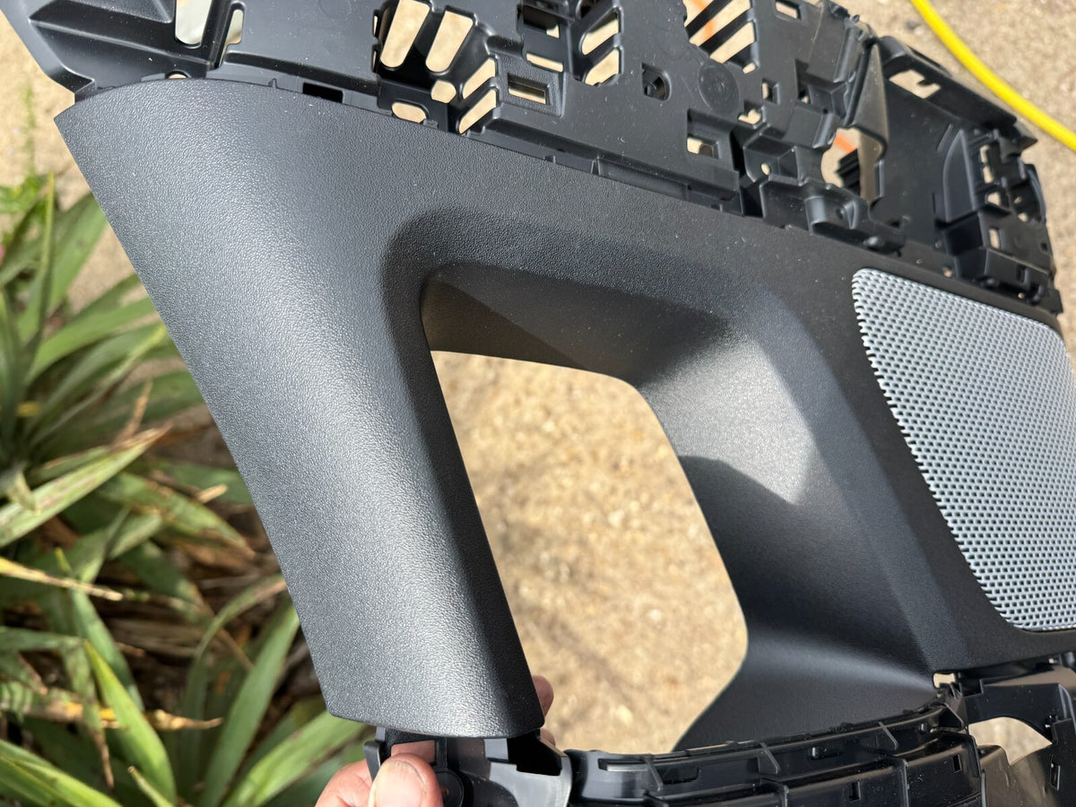 2025 LAND ROVER DEFENDER X 110 L663 DOOR CARD PANEL REAR LEFT SIDE