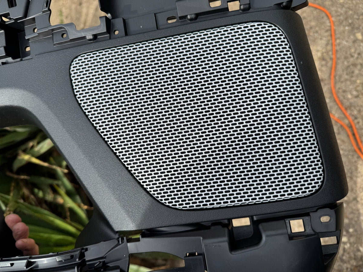 2025 LAND ROVER DEFENDER X 110 L663 DOOR CARD PANEL REAR LEFT SIDE