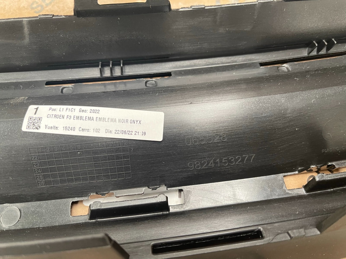 NEU ORIGINAL Citroën C4 Cactus 9824153277 Kühlergrill Frontgrill 98241532XY