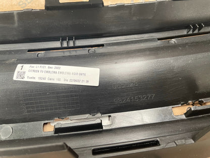 NEU ORIGINAL Citroën C4 Cactus 9824153277 Kühlergrill Frontgrill 98241532XY