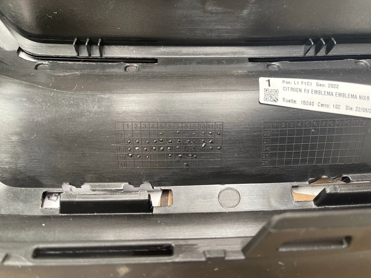 NEU ORIGINAL Citroën C4 Cactus 9824153277 Kühlergrill Frontgrill 98241532XY