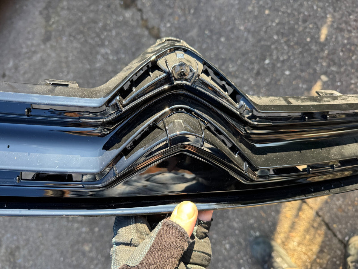 NEU ORIGINAL Citroën C4 Cactus 9824153277 Kühlergrill Frontgrill 98241532XY