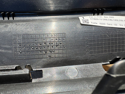 NEU ORIGINAL Citroën C4 Cactus 9824153277 Kühlergrill Frontgrill 98241532XY