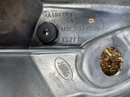 신품 Range Rover L460 Sport L461 좌측 앞 쇼크 업쇼버 타워 휀다 에이프런 M8E2-103B99-A