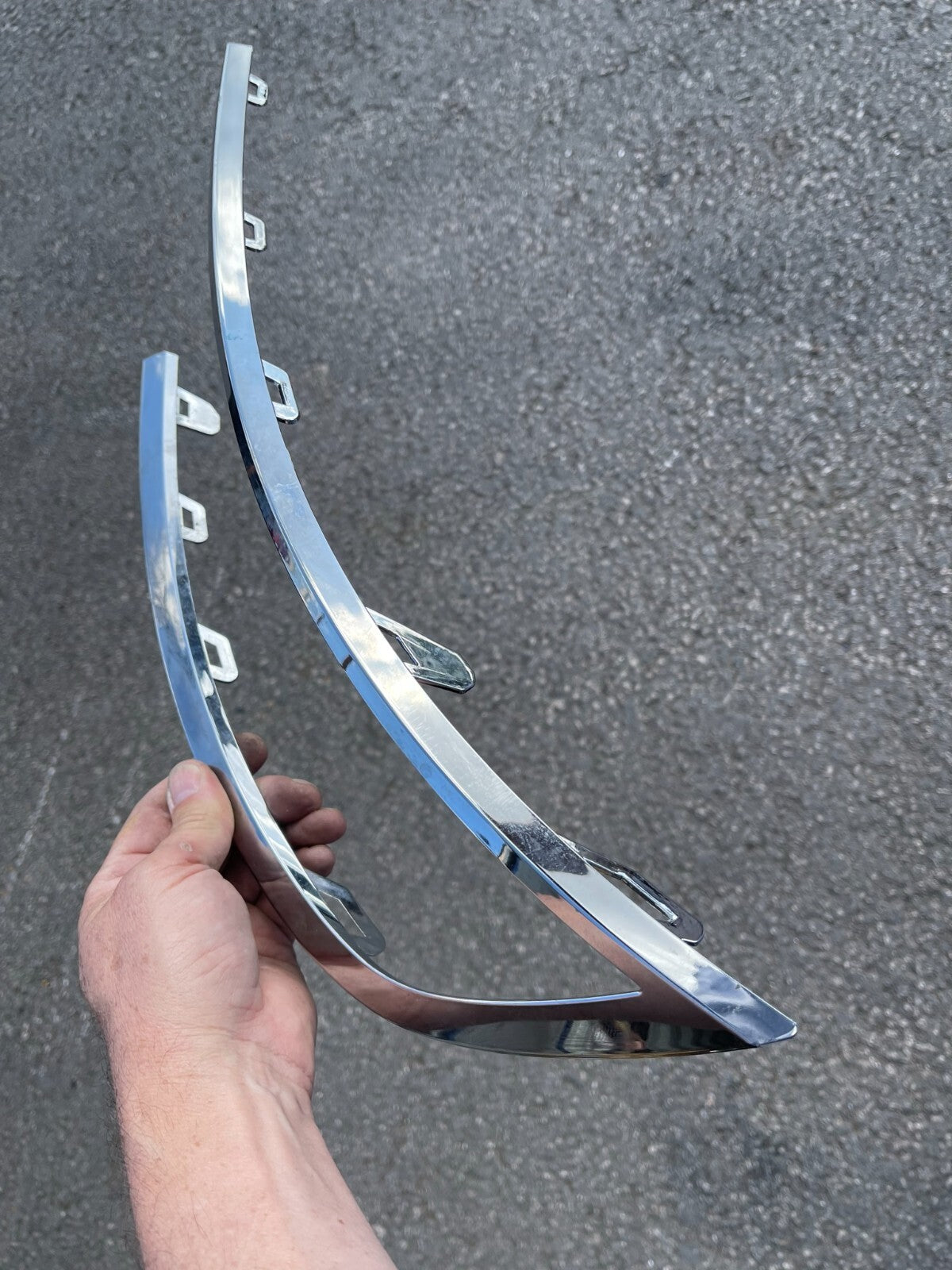 Mokka b 2 ii 21- plastic molding lamp left chrome 9835155280