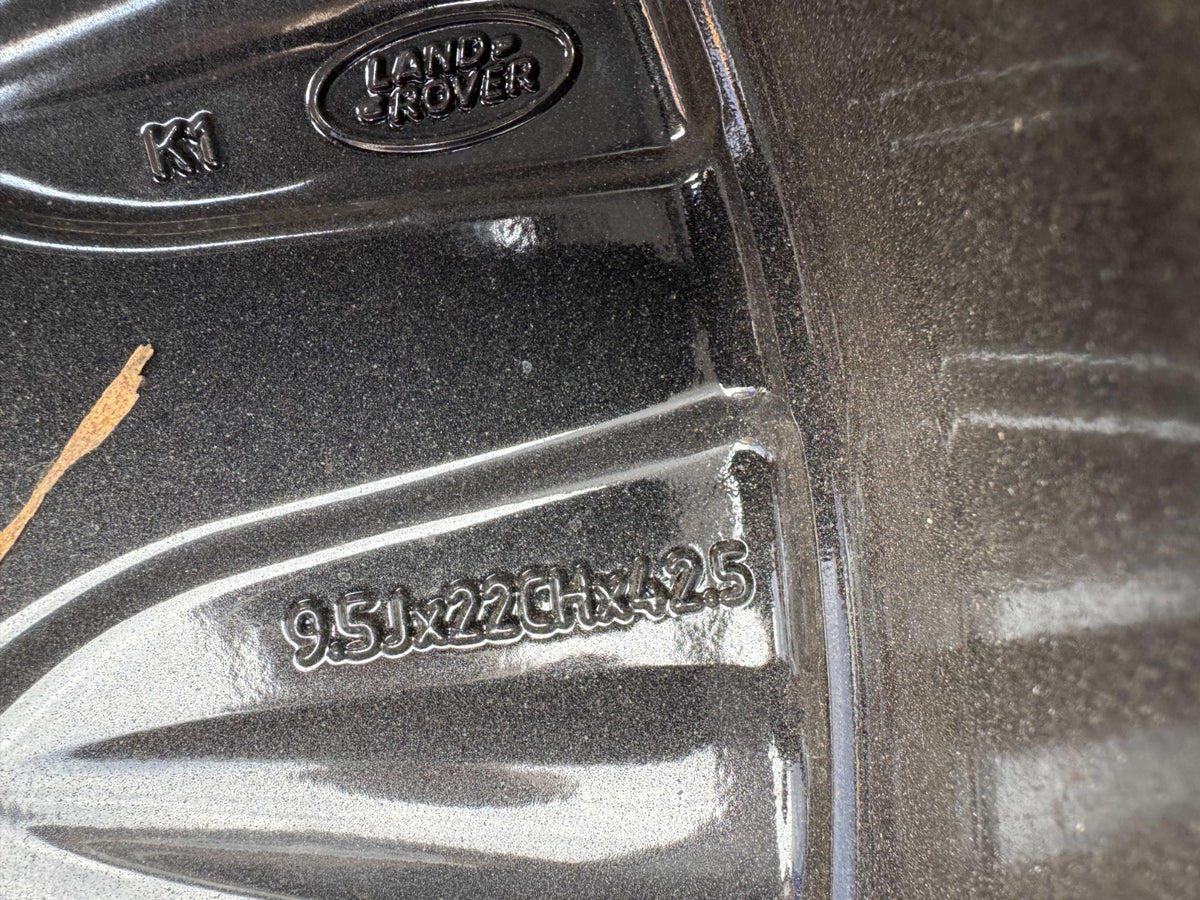 1x 2022 Range Rover OEM Wheel Rim 22" 22x9.5 M8EM1007AA M8EM1007CA