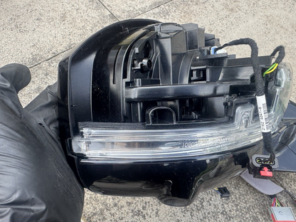 LAND ROVER DISCOVERY L462 กระจกมองข้างขวา MY42-17682-JA 3.0 33084812 RHD