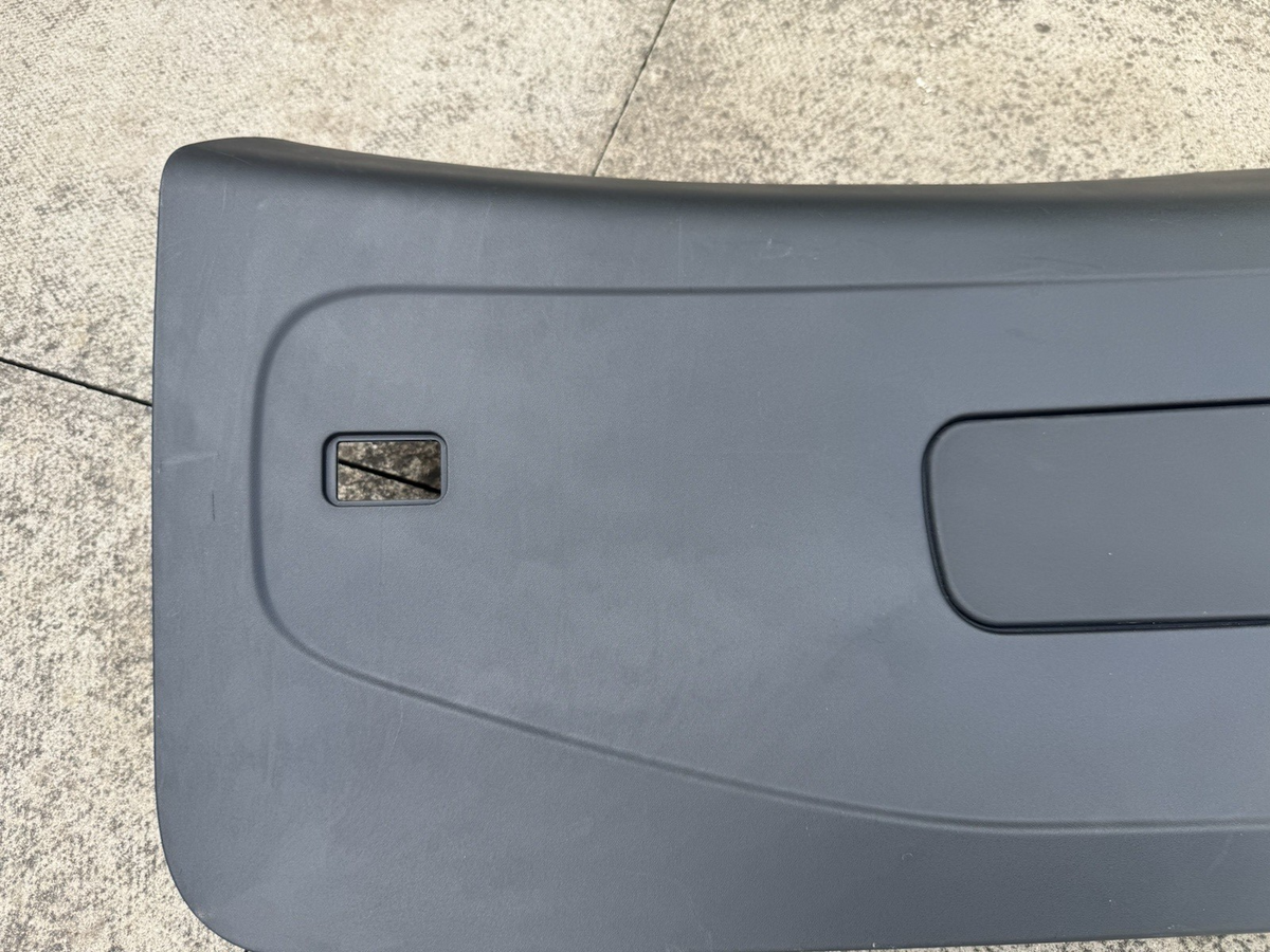 LAND ROVER RANGE ROVER SPORT L461 테일게이트 트렁크 도어 커버 트림 N9X2-45594-A 2023