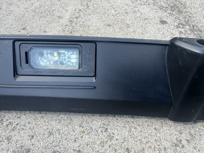LAND ROVER RANGE ROVER SPORT L461 번호판 등 트림 N9X2-40406