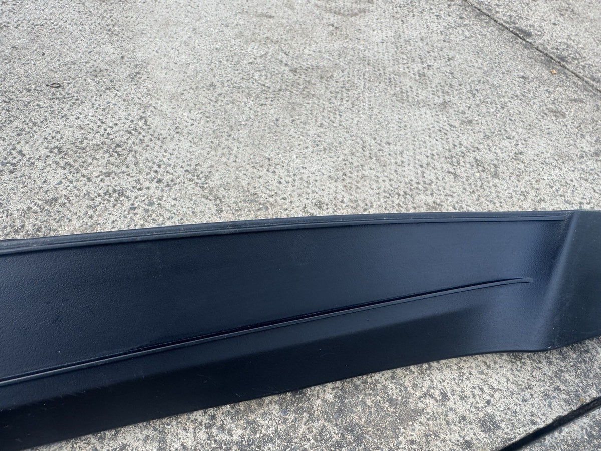LAND ROVER RANGE ROVER SPORT L461 번호판 등 트림 N9X2-40406