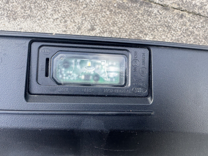 LAND ROVER RANGE ROVER SPORT L461 번호판 등 트림 N9X2-40406