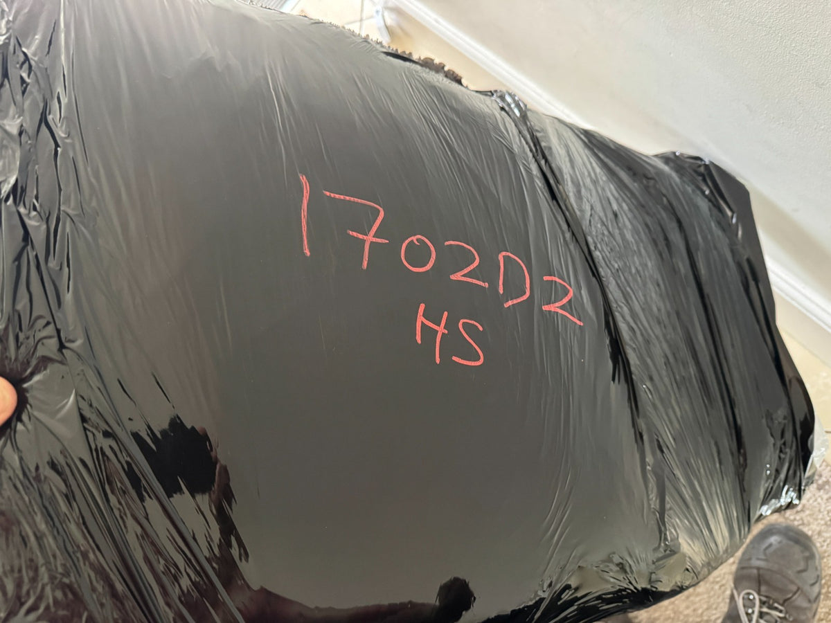 BMW I4 2022 lắp trên LƯỚI TẢN NHIỆT CẢN TRƯỚC 5A79D30 VIỀN ĐEN BÓNG CHÍNH HÃNG - BỊ TRẦY XƯỚC
