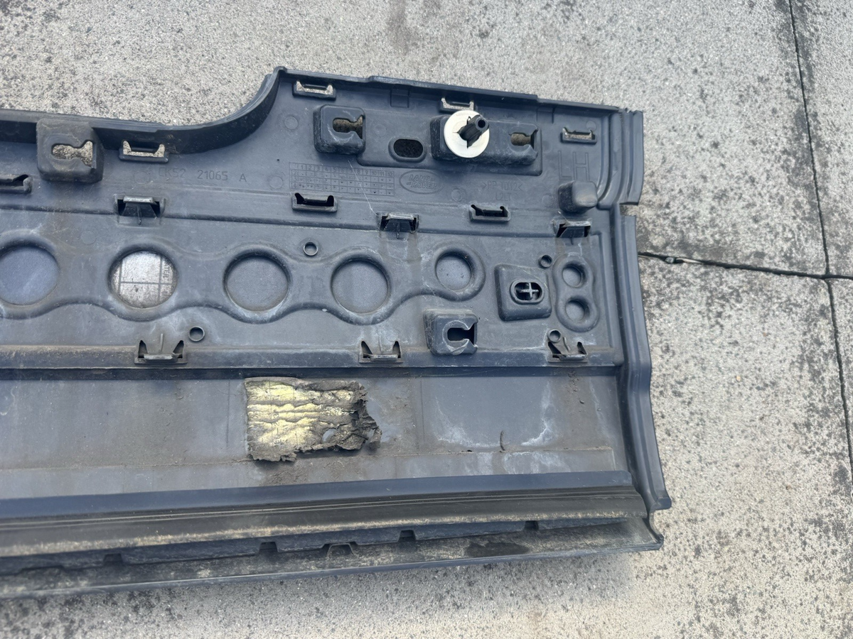 LAND ROVER RANGE ROVER VOUGE L405 앞 좌측 하부 도어 몰딩 트림 CK52-21065