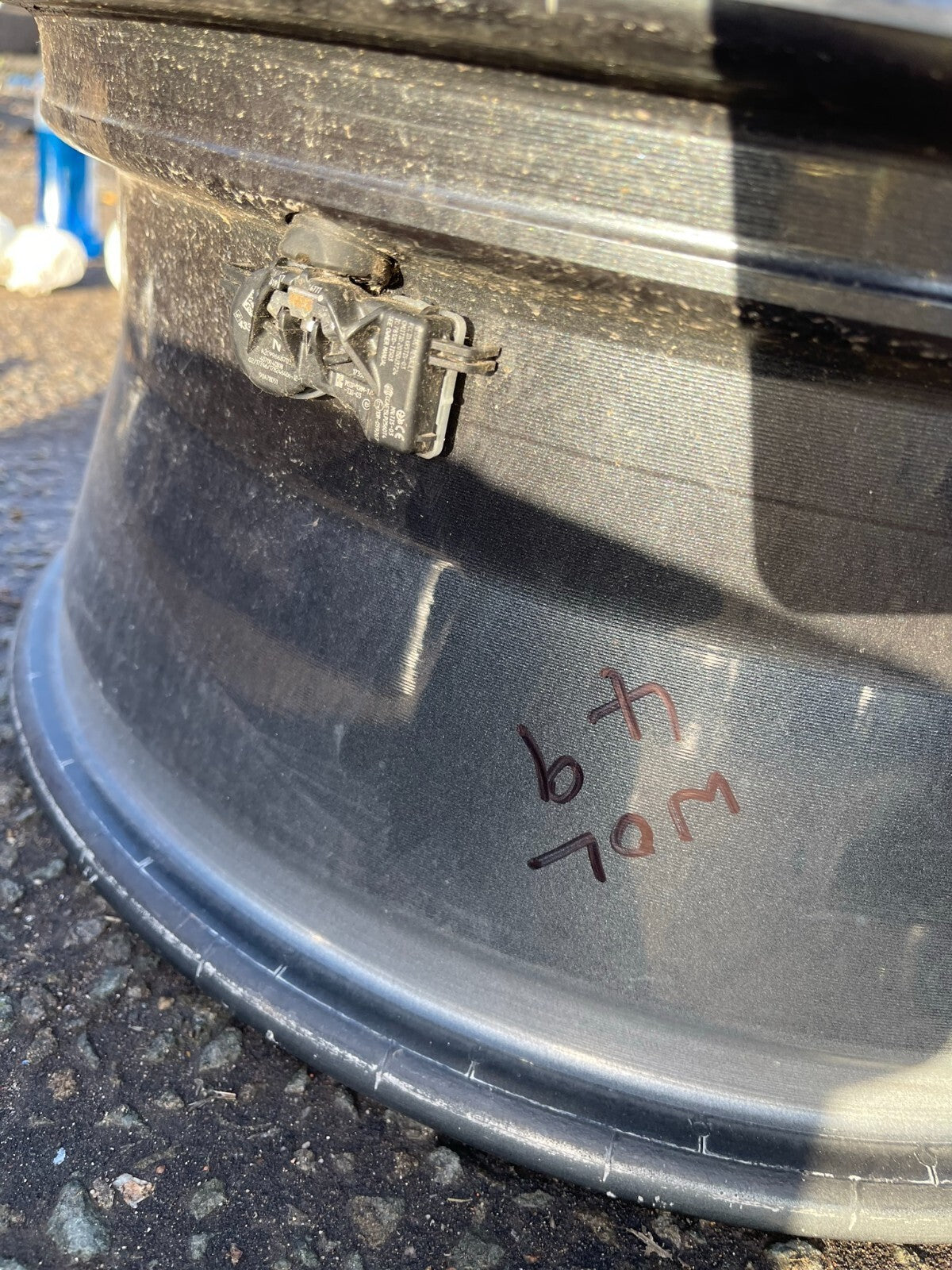 Nissan Qashqai HV03BMB94 Wheel Rim NEEDS POLISH