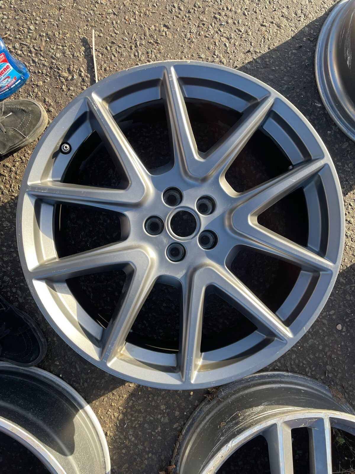 GENUINE RANGE ROVER VELAR L560 21" 8.5J ALLOY WHEEL L8A21007CA