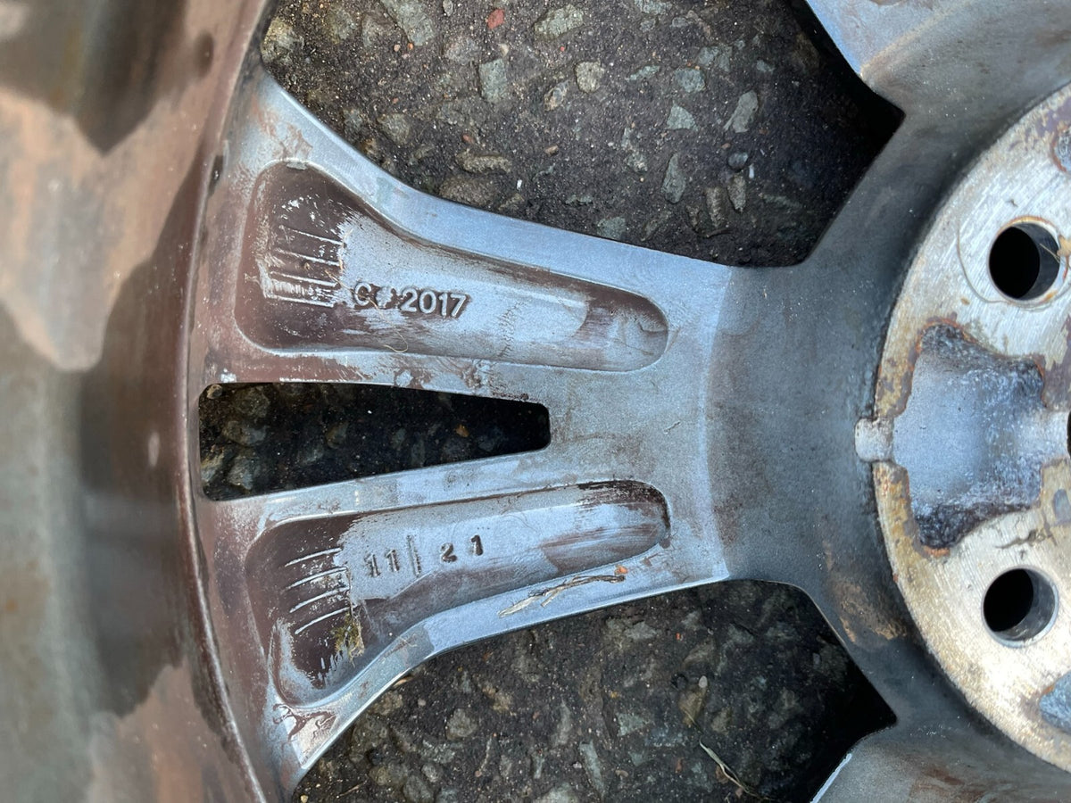 Nissan Qashqai HV03BMB94 Wheel Rim NEEDS POLISH