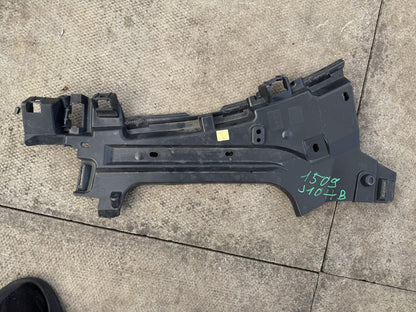 Range Rover Sport L461 2022-on Front Left Bumper Bracket N9X2-16A281-A