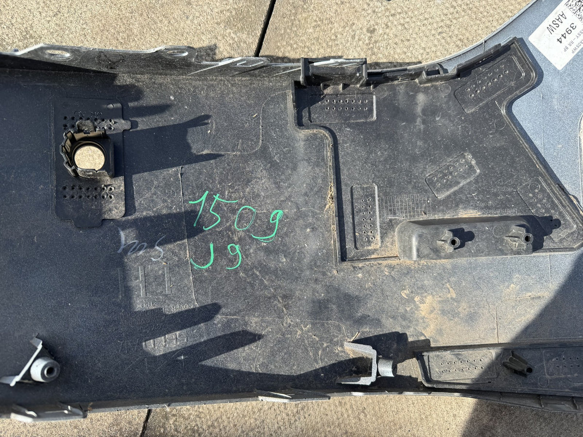 Kia EV6 2021-on Rear Left Upper Bumper Corner Cover 86657-CV000 PDC White