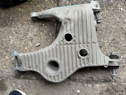 LAND ROVER DEFENDER L663 REAR RIGHT LOWER SUSPENSION ARM 603123463 LPLA-5B530-AG