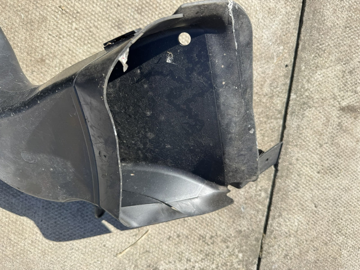 LAND ROVER DEFENDER L663 FRONT RIGHT AIR INTAKE DUCT L8B2-2D208-A GENUINE