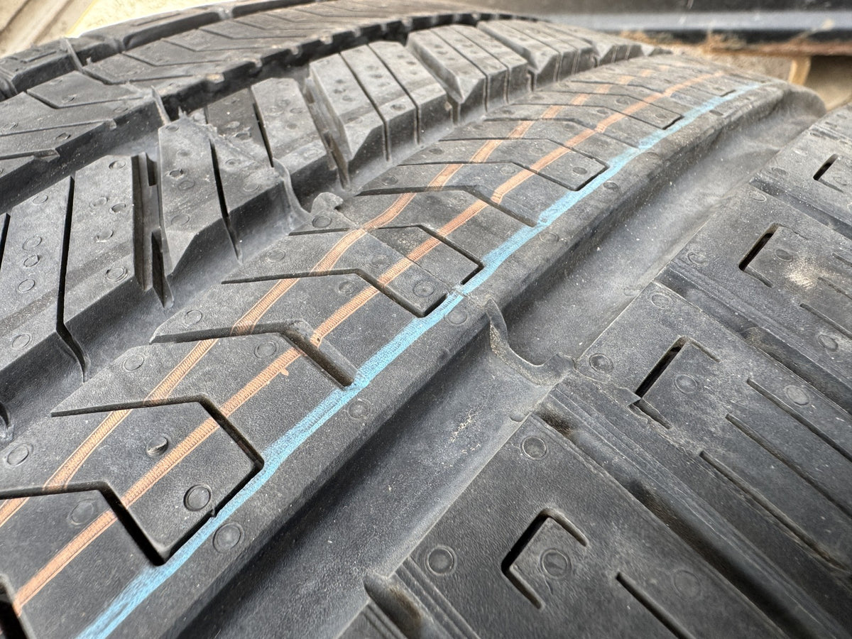275 45 22 CONTINENTAL CROSSCONTACT RX LR LAND ROVER 115W HL UNUSED FULL TREAD
