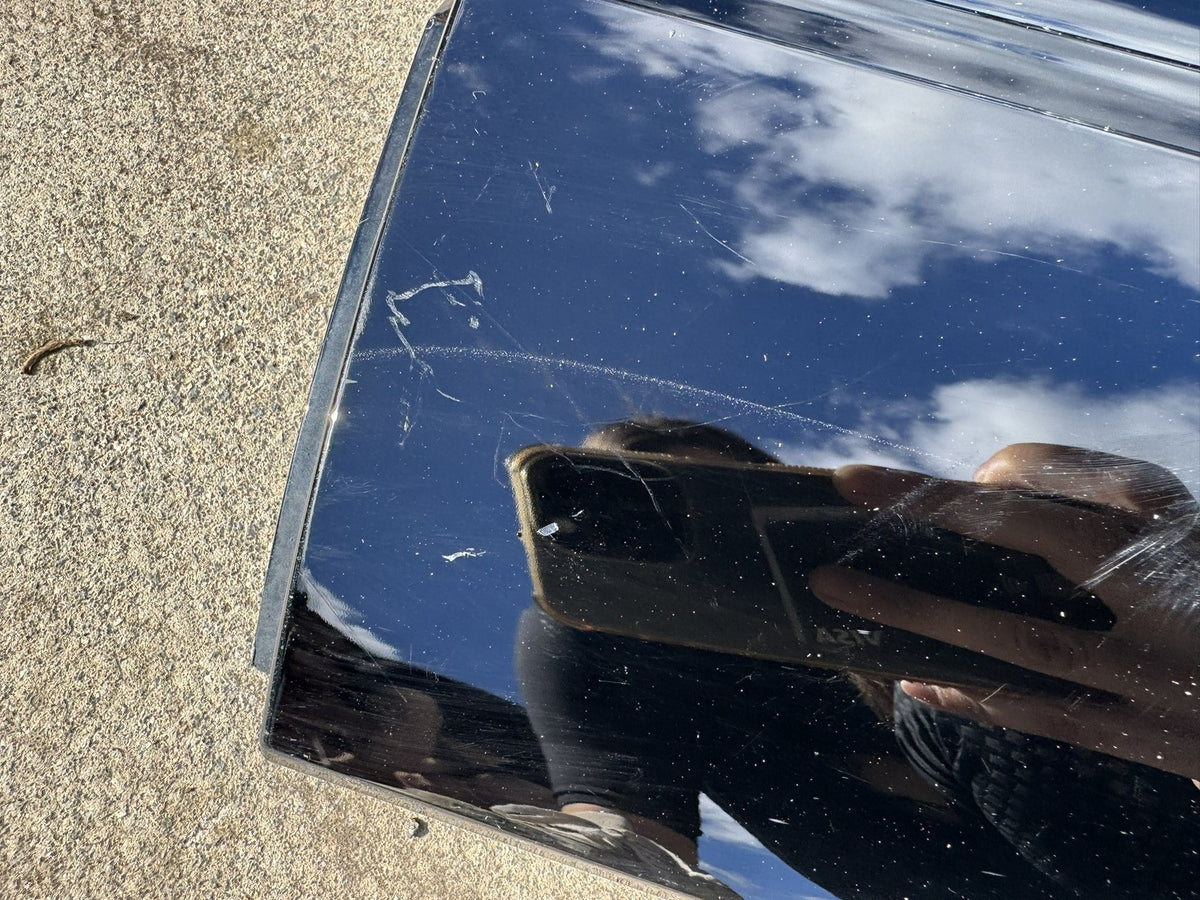 LAND ROVER DEFENDER L663 REAR LEFT DOOR LOWER MOULDING L8B2-274A49-C SCRATCHED