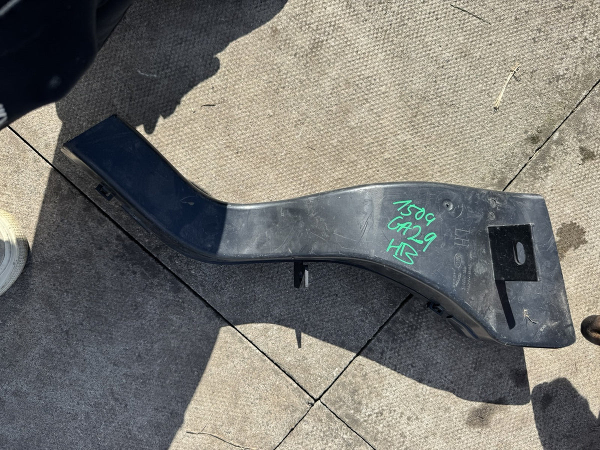 LAND ROVER DISCOVERY 5 L462 FRONT LEFT BRAKE COOLING AIR DUCT HY32-2D209-AC