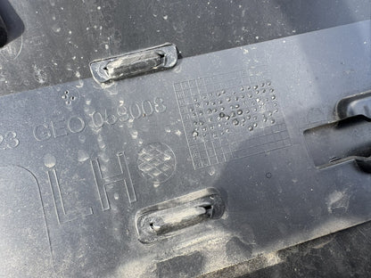 LAND ROVER DEFENDER L663 REAR LEFT DOOR LOWER MOULDING L8B2-274A49-C SCRATCHED