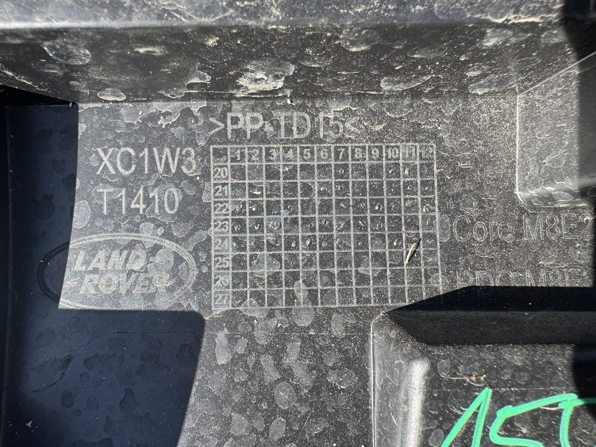 RANGE ROVER L460 2022-ON REAR RIGHT DOOR LOWER MOULDING M8E2-274A48-AG GENUINE