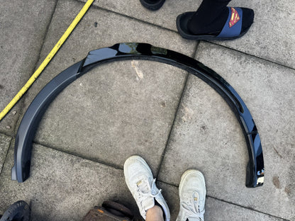 DISCOVERY SPORT L550 2020-ON REAR LEFT WHEEL ARCH TRIM NO PDC LK72-290E23-BBW