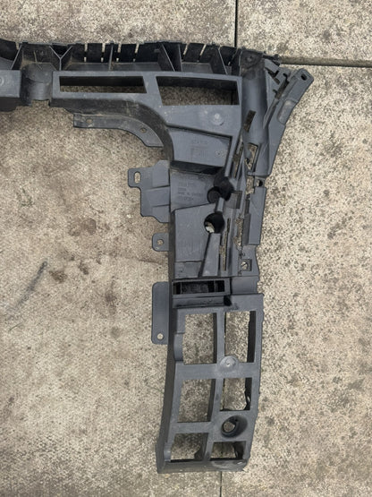 Volvo XC90 Mk2 2018-2024 Rear Bumper Bracket Right RH Genuine 31663176