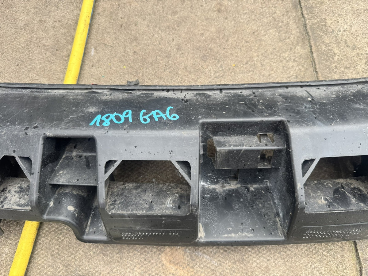 Audi A1 8X 2010-2018 Rear Bumper Centre Mounting Bracket Genuine 8X0807385