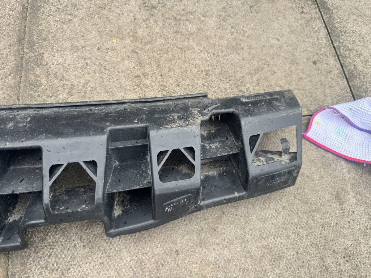Audi A1 8X 2010-2018 Rear Bumper Centre Mounting Bracket Genuine 8X0807385
