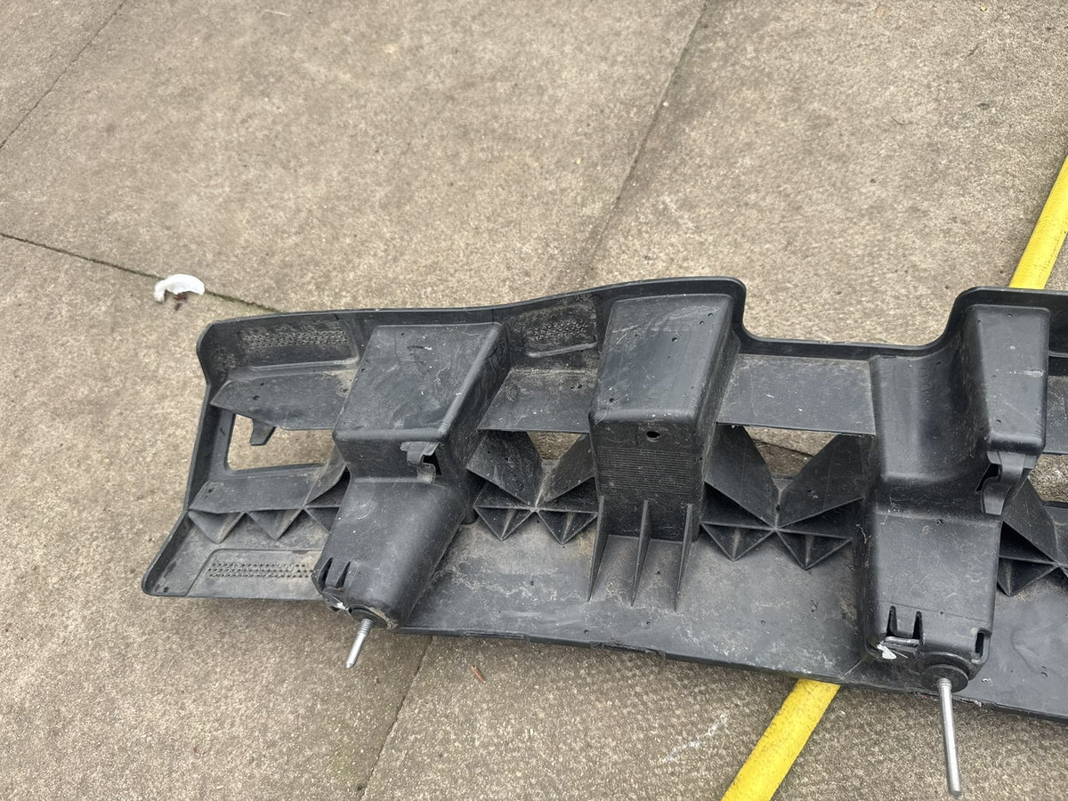 Audi A1 8X 2010-2018 Rear Bumper Centre Mounting Bracket Genuine 8X0807385